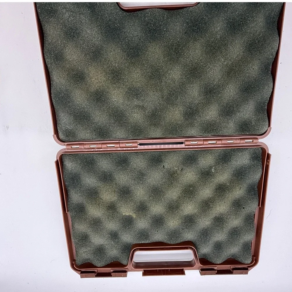 Brown Plastic Hard Case Embossed Grizzly Bear Scene Foam Lined Storage Box